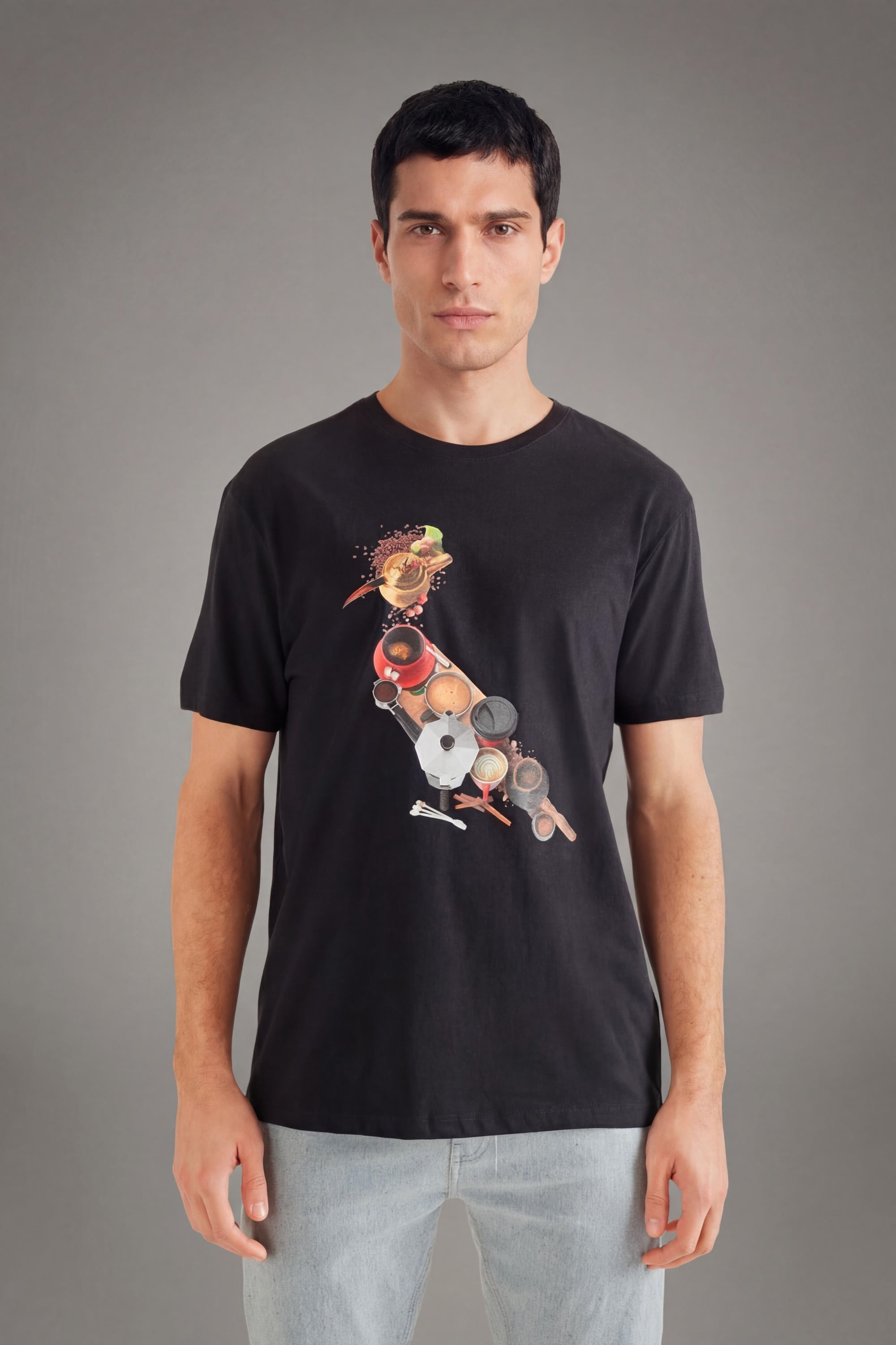 Camiseta Pica-pau Café - Preto - P