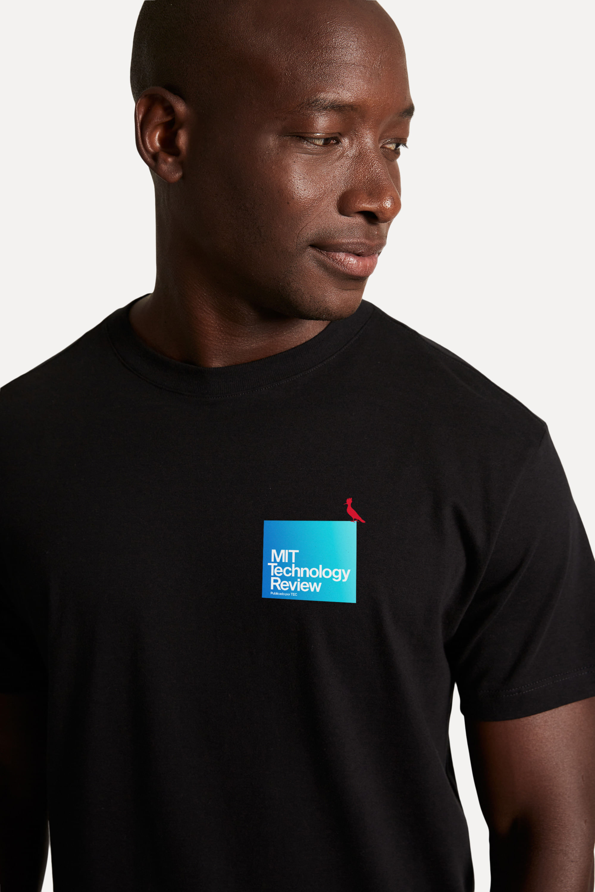 Camiseta Mit Escudo