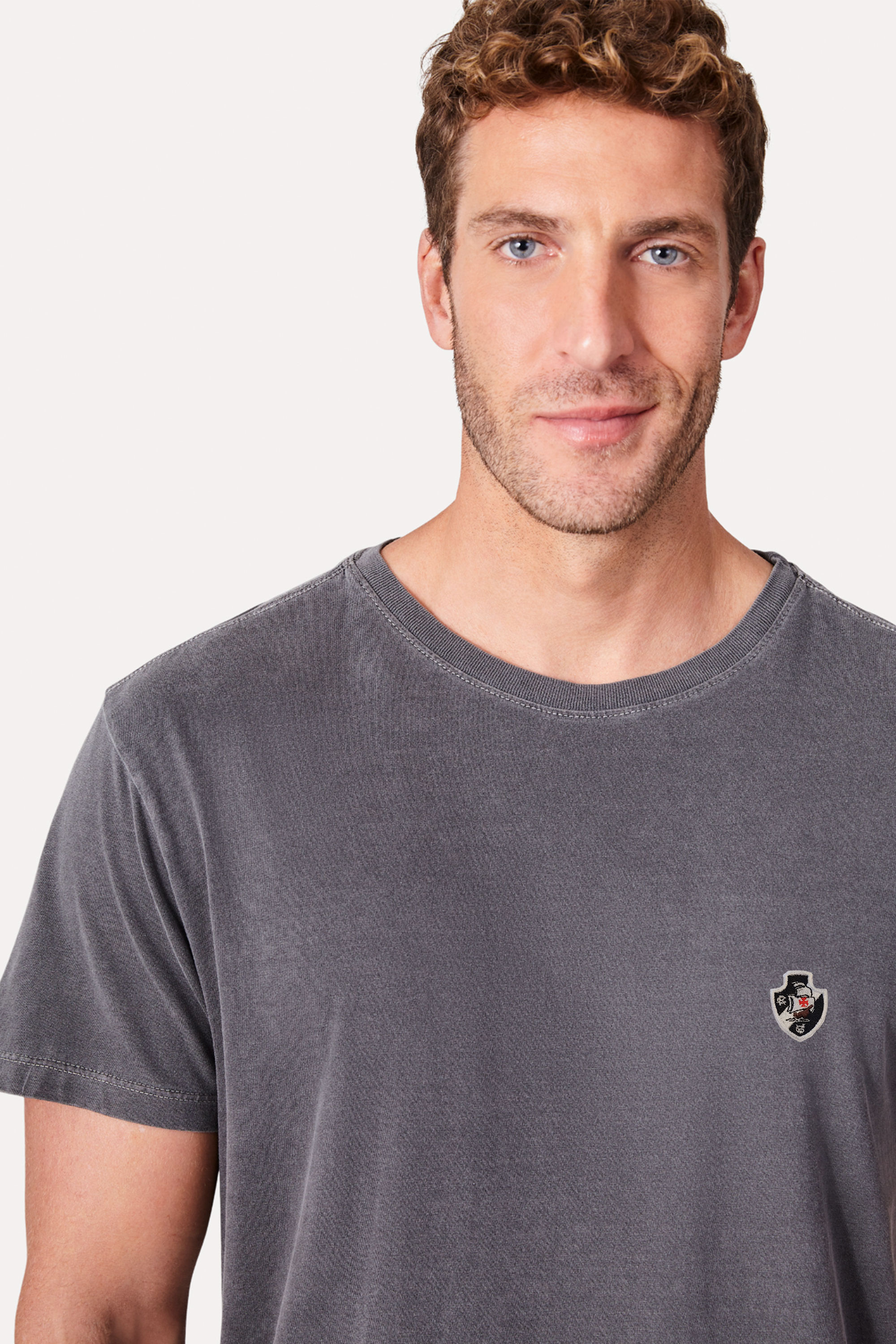 Camiseta Masc Escudo Vasco Bordado