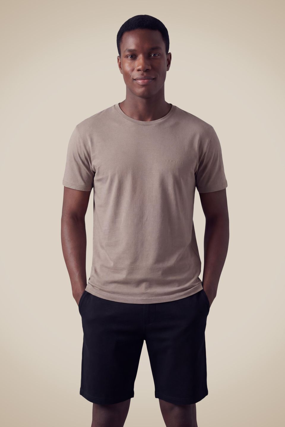 Camiseta Assinatura Minimal Logo