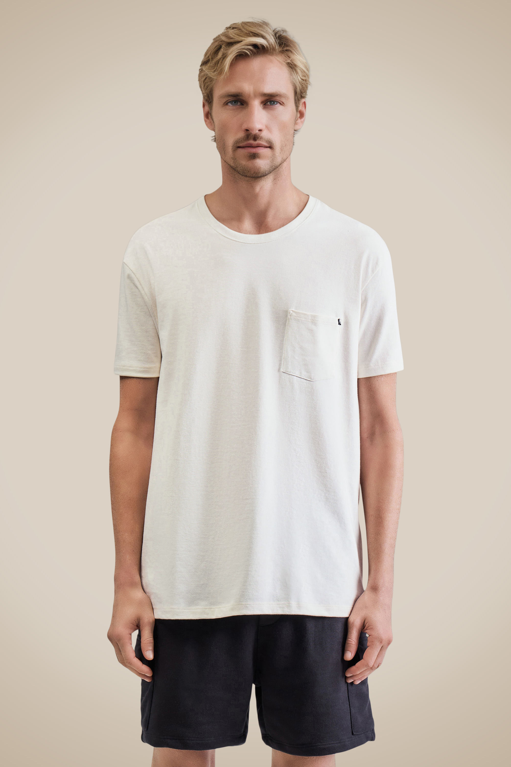 Camiseta Regular Bolso Rugby
