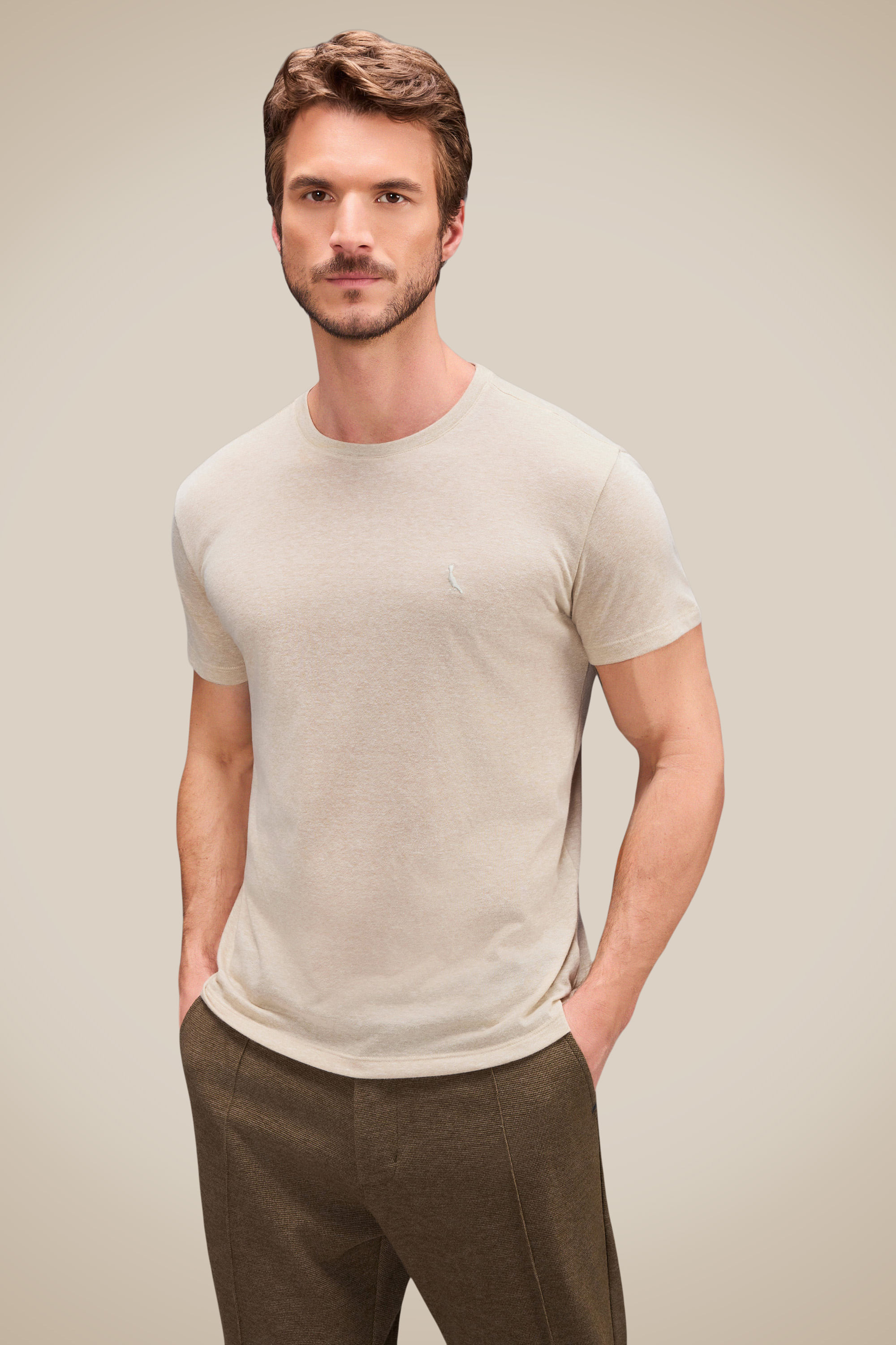 Camiseta Slim Malha Pessego