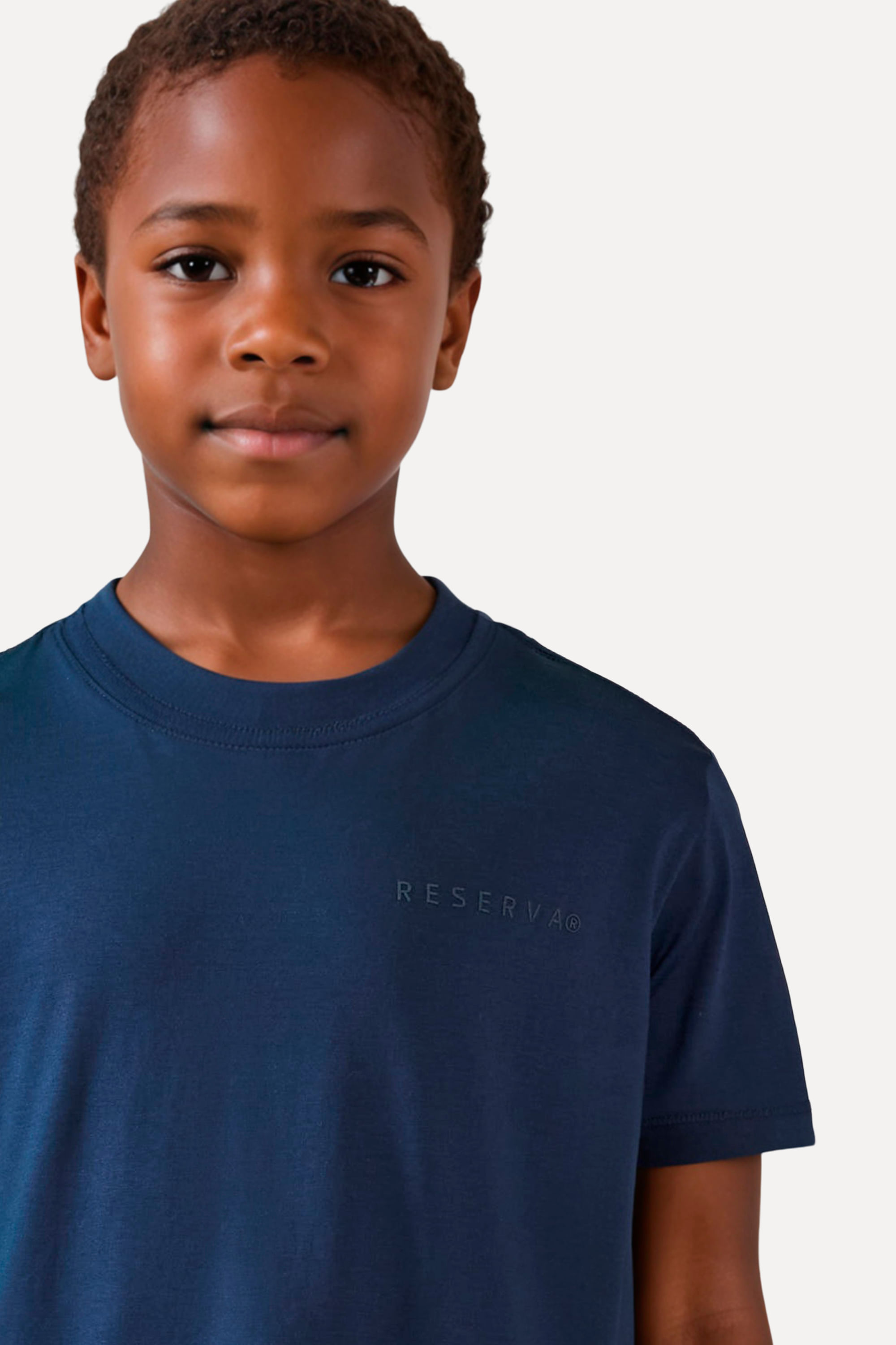 Camiseta Mini Pima Reserva Black Minimal