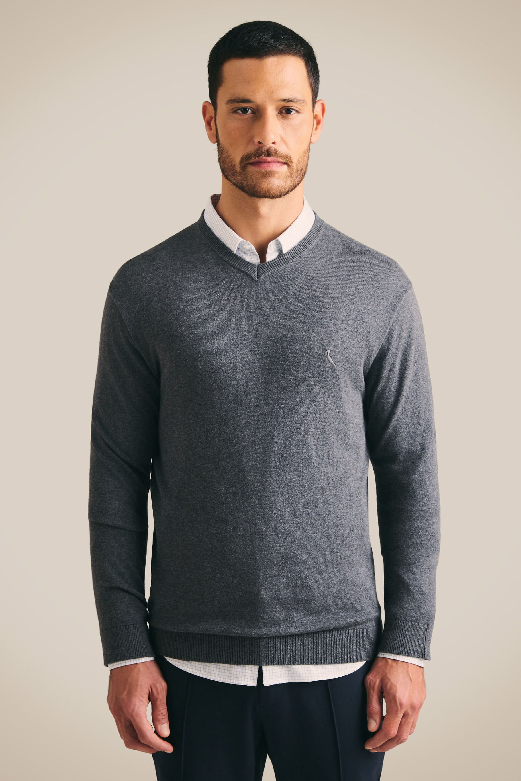 Tricot Basico Gola V