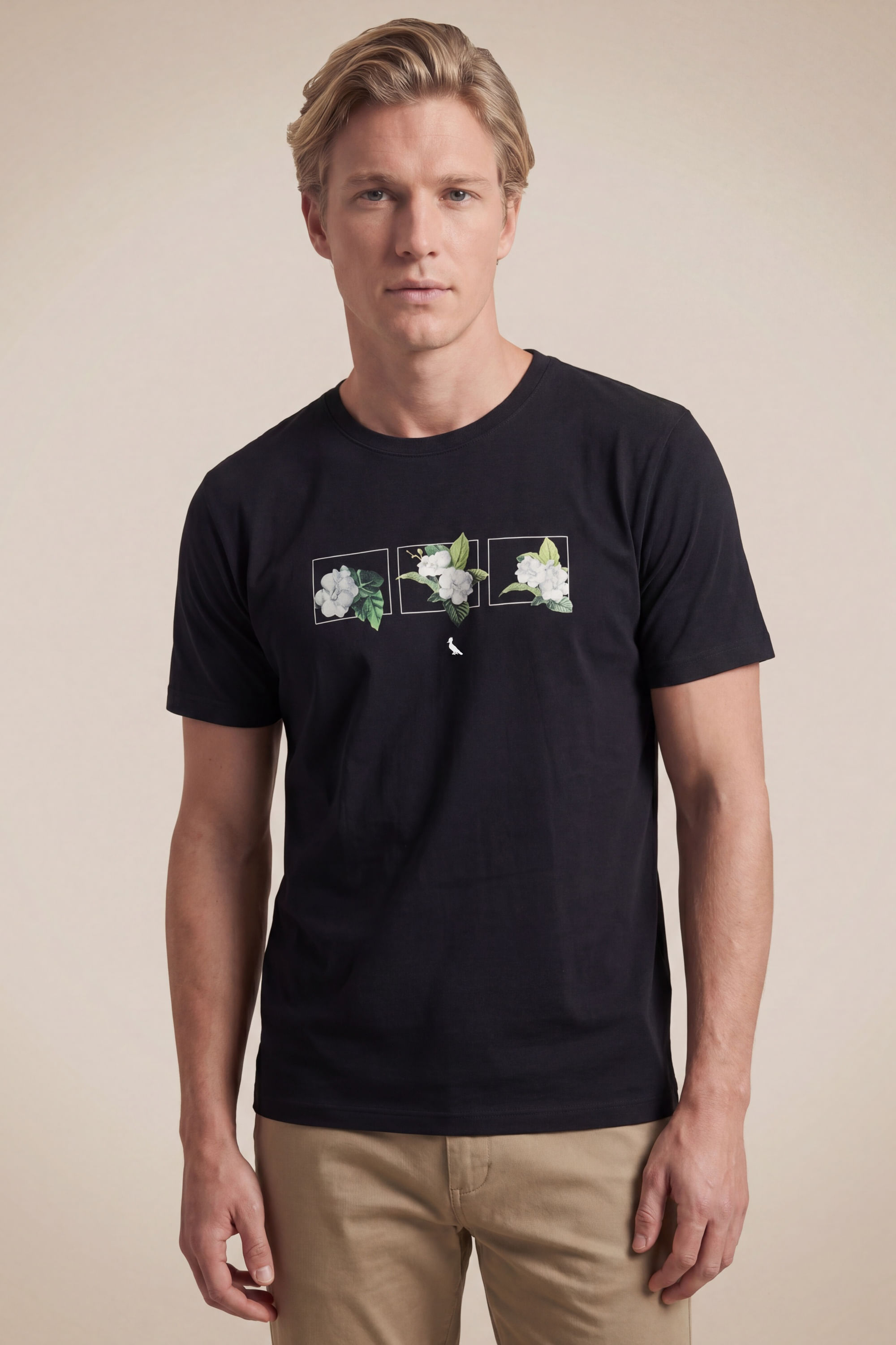 Camiseta Estampada Orquideas Moldura