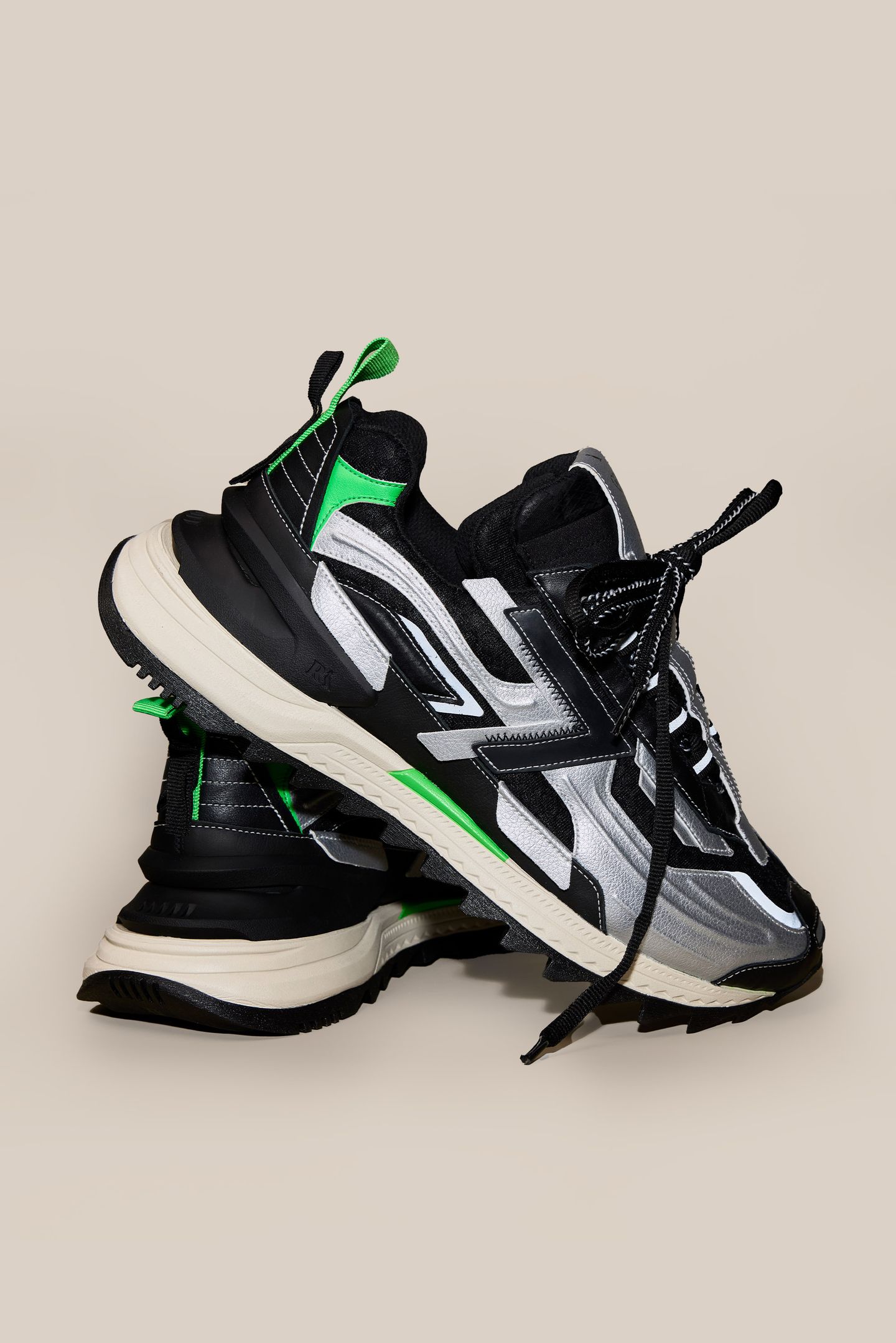 ラヴィ様 TENIS RSV SPRIZ RAPHA LIMA 3.0 | Moda masculina Reserva