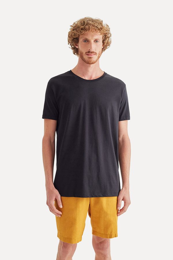 CAMISETA SIMPLES MASCULINA