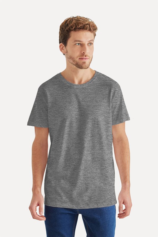 CAMISETA SIMPLES MASCULINA