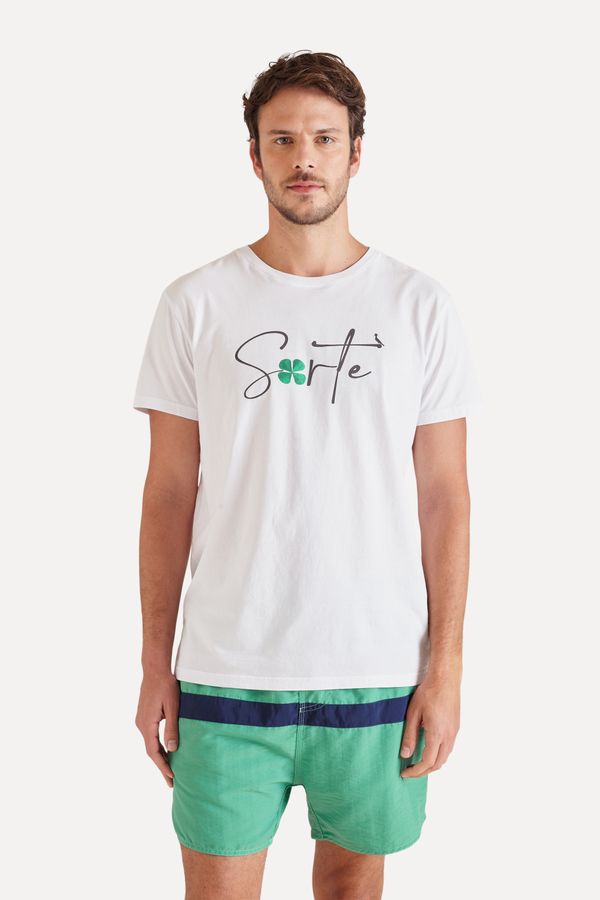 Camiseta Estampa Sorte Trevo