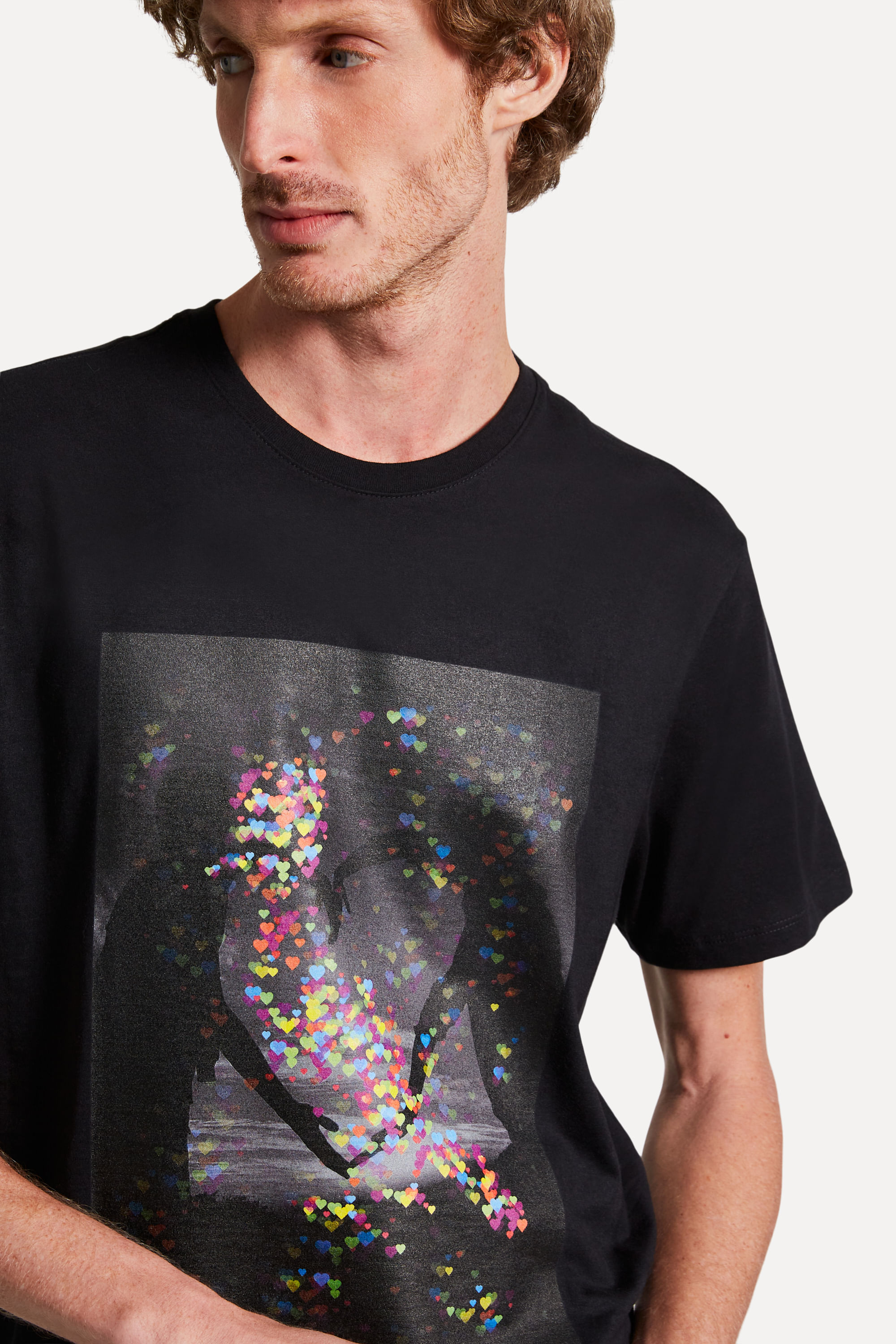 Camiseta Estampada Pica-pau Coracoes