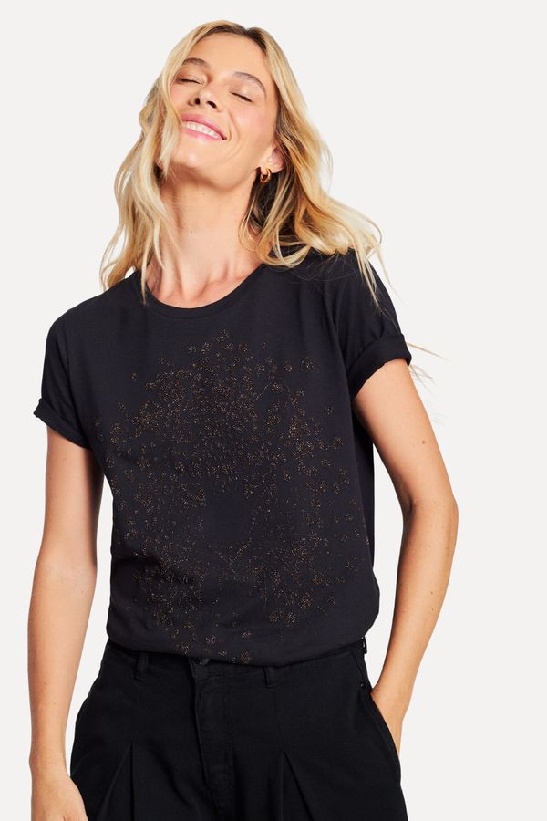Camiseta Malha Onca Brilho
