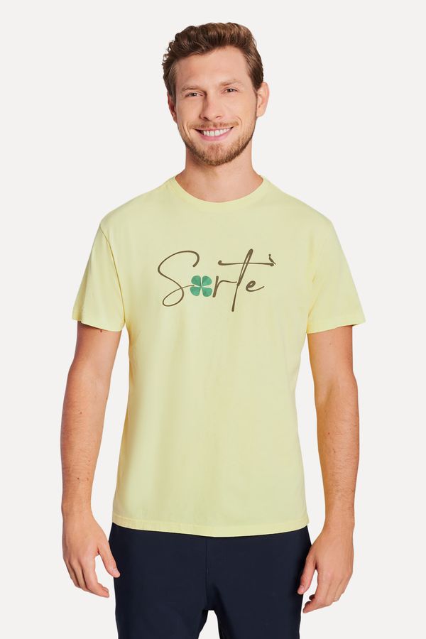 Camiseta Estampa Sorte Trevo
