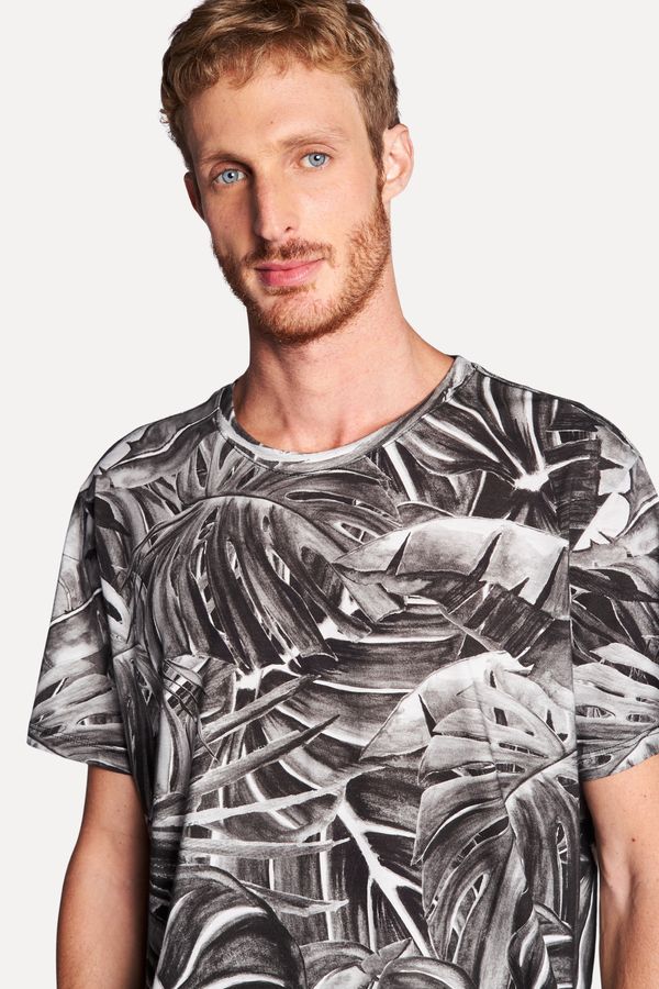 Camiseta Estampada Green Forest P&b