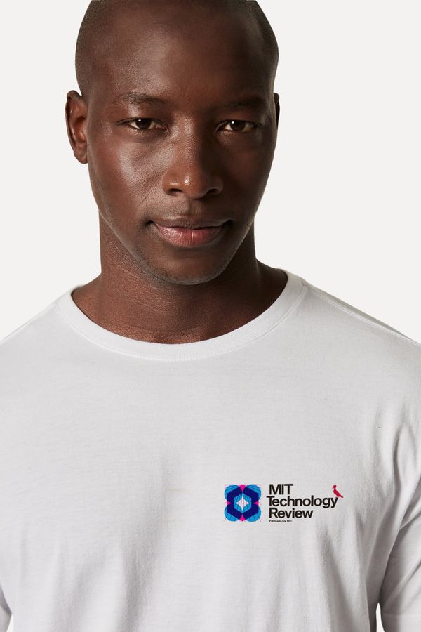 Camiseta Mit Escudo Two