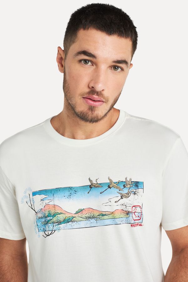 Camiseta Estampada Ilha Oriental