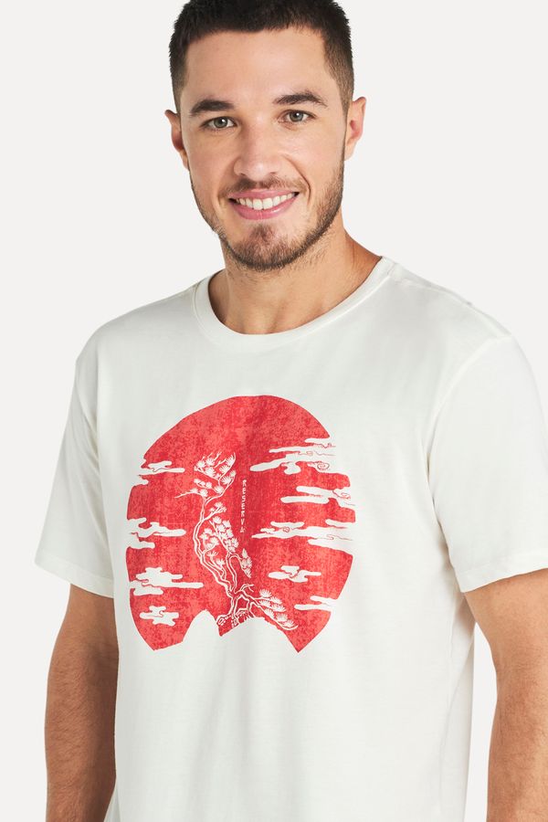 Camiseta Estampada Pica-pau Sol Nascente