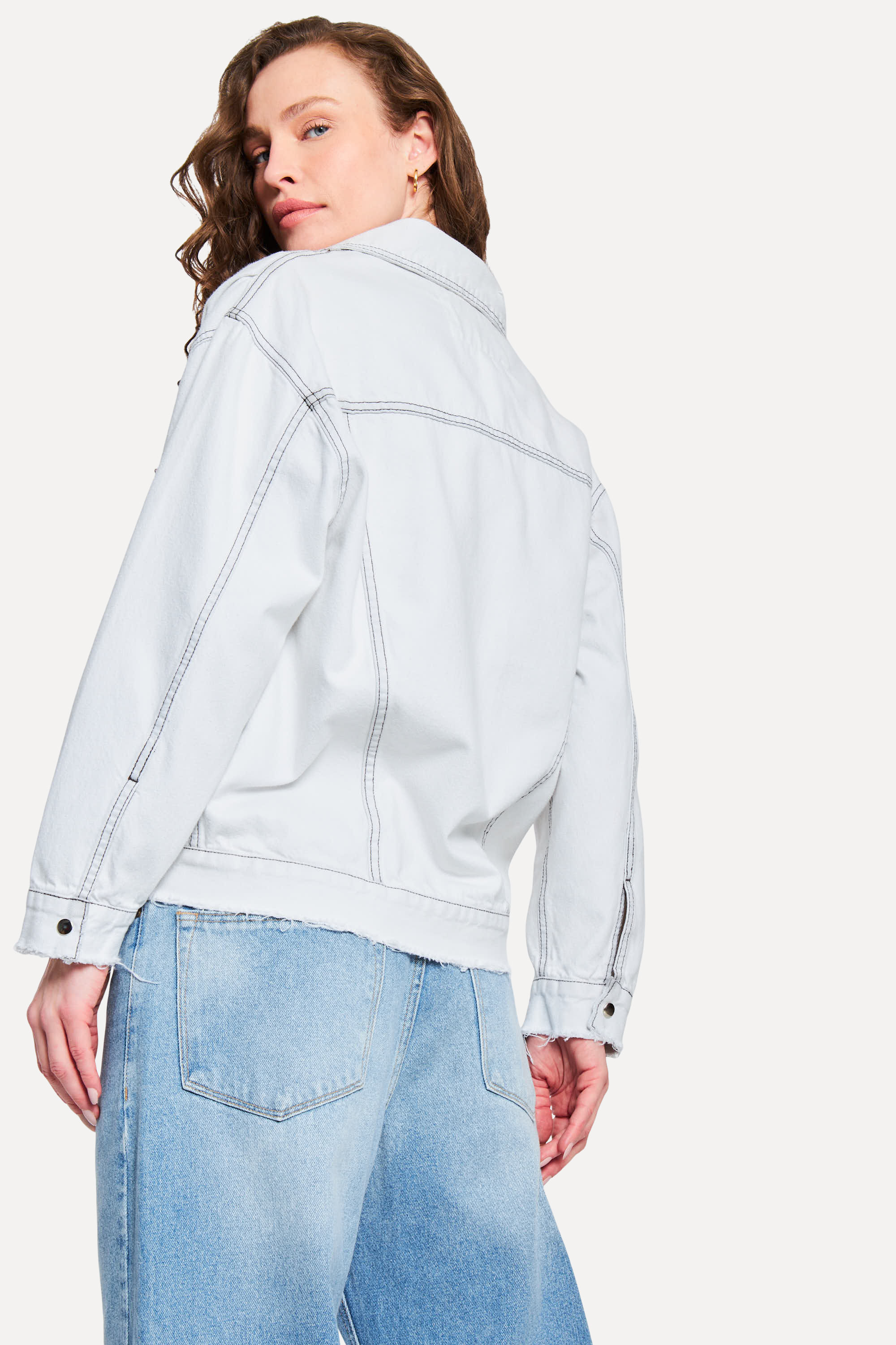 Jaqueta Jeans Bomber Pregas