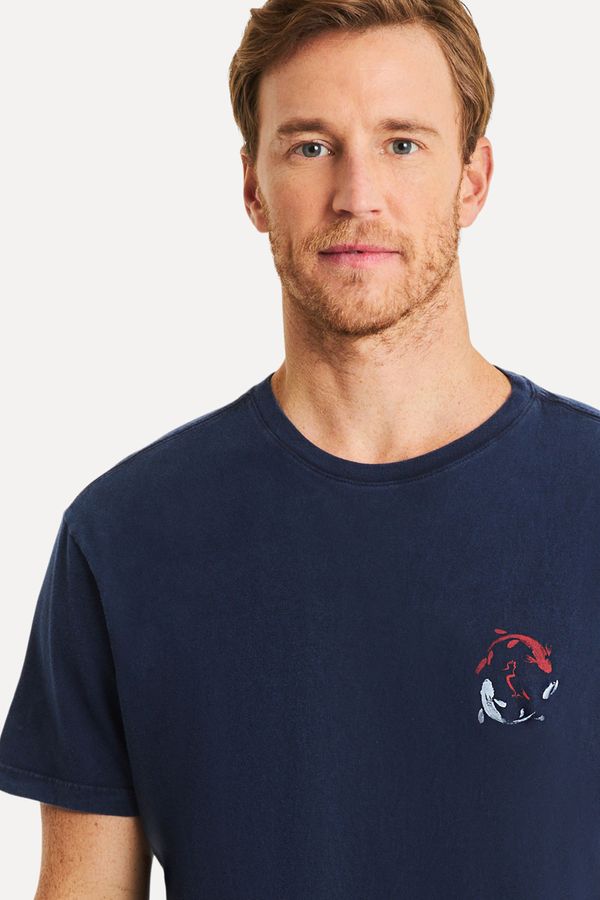 Camiseta Estampada Koi Aquerela