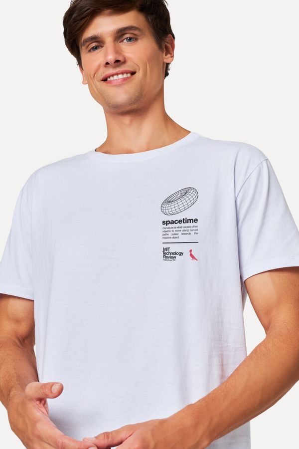 Camiseta Masc Spacetime Escudo