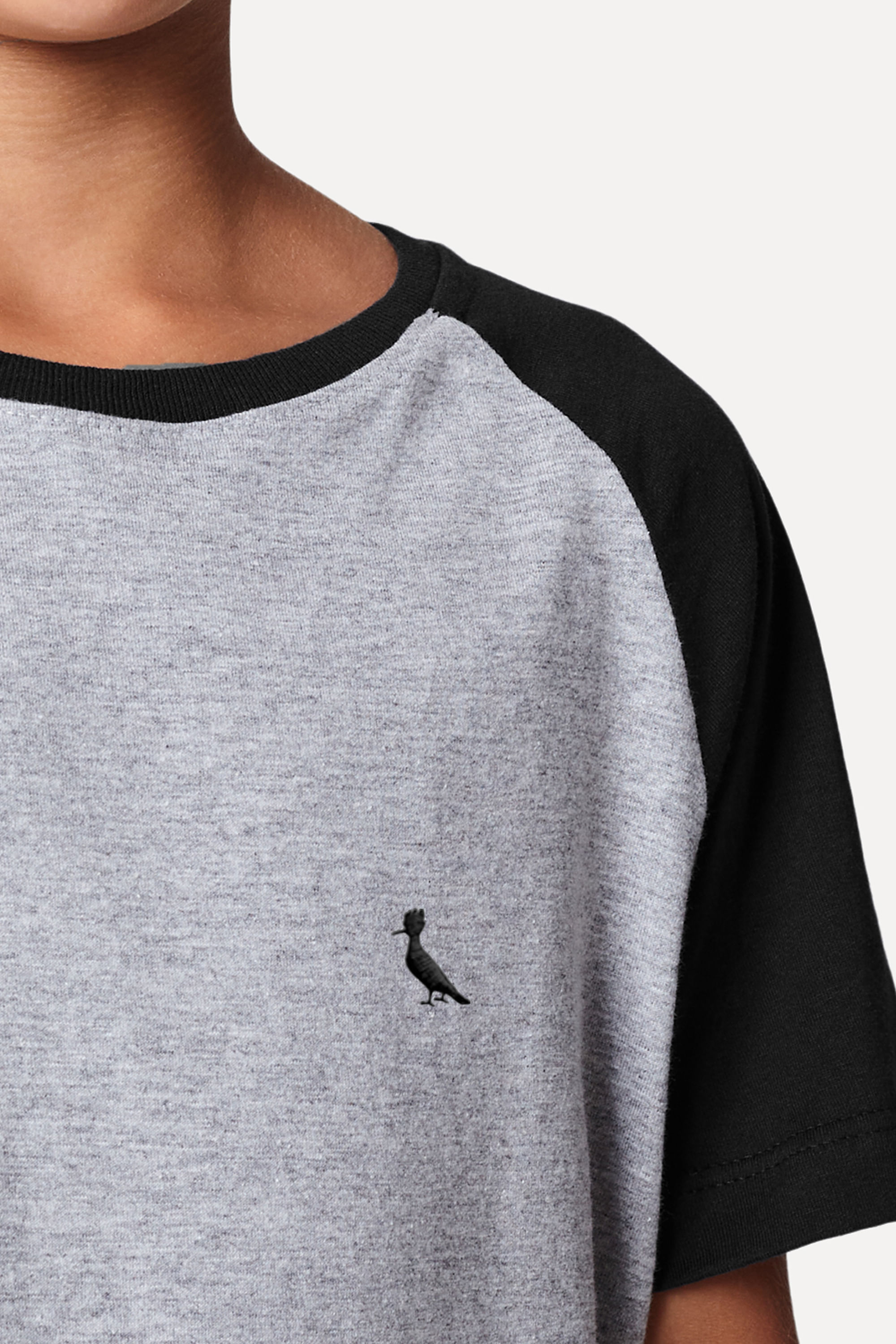 Camiseta Mini Raglan Pp Bordado Noturno